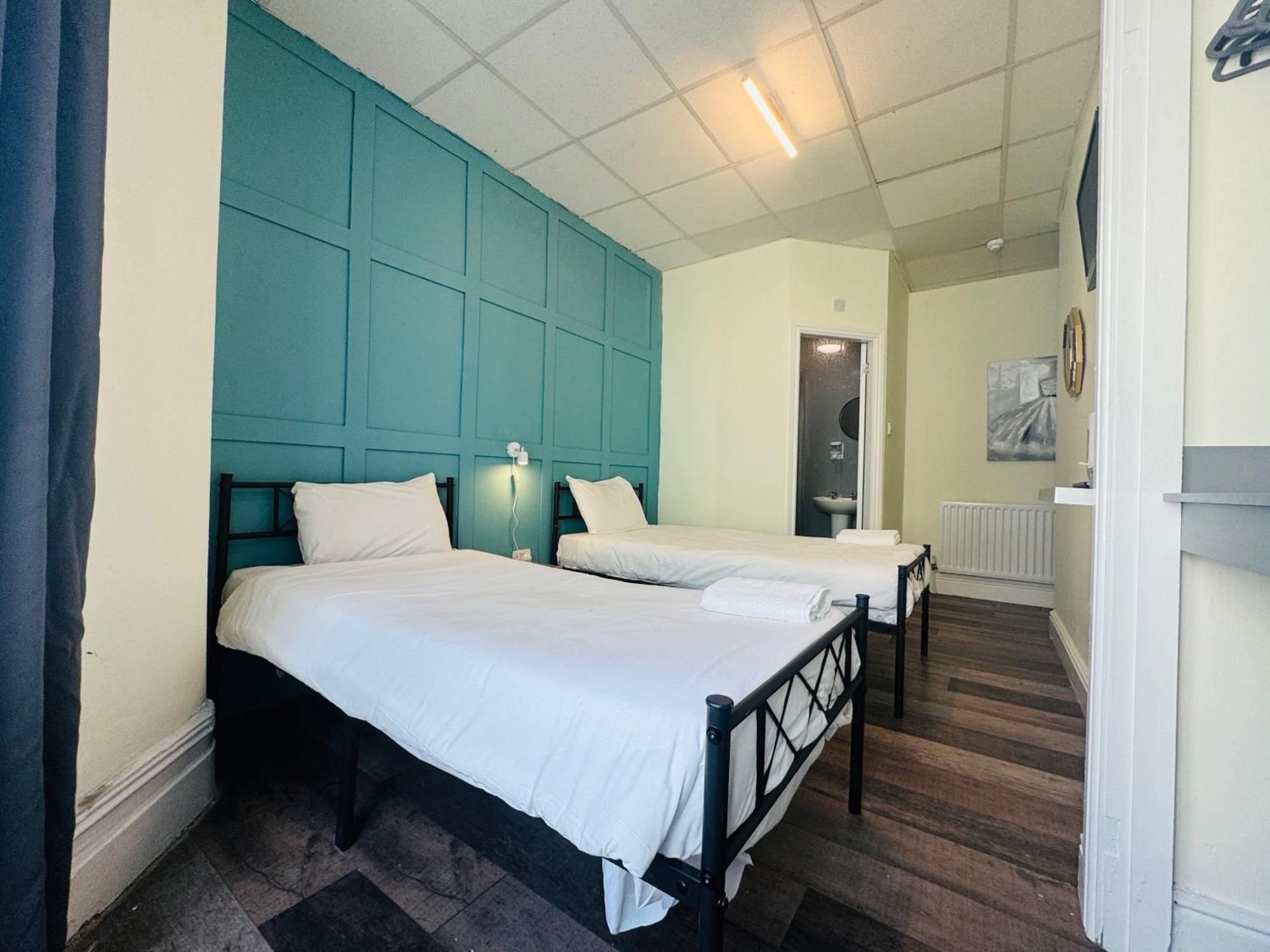 Calypso Hotel Μπλάκπουλ Εξωτερικό φωτογραφία