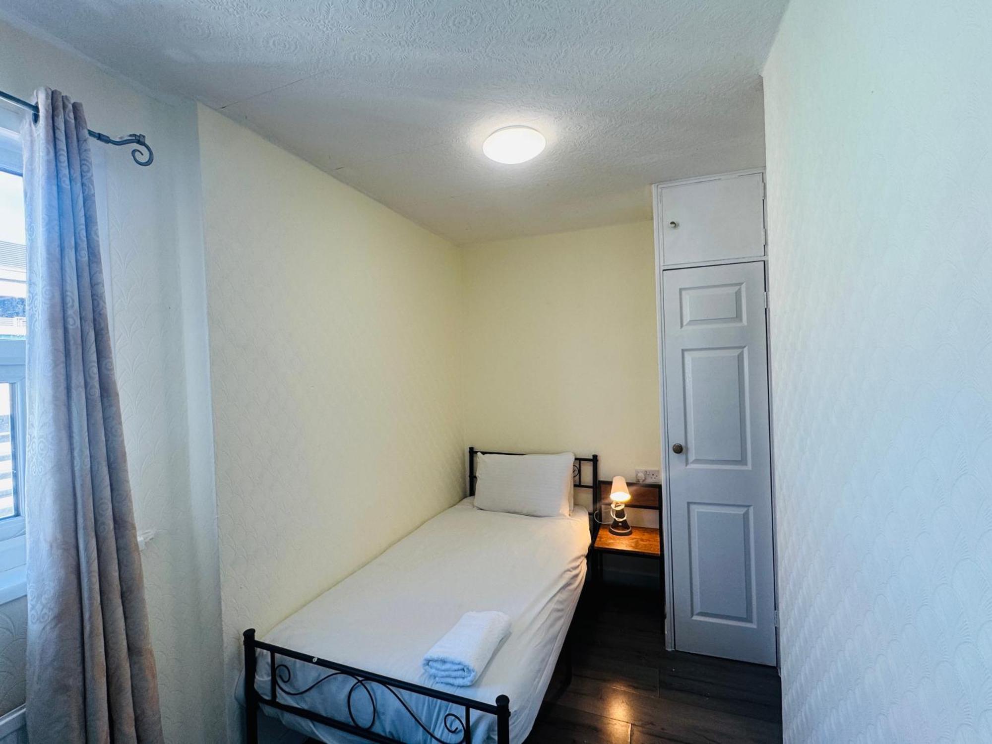 Calypso Hotel Μπλάκπουλ Εξωτερικό φωτογραφία